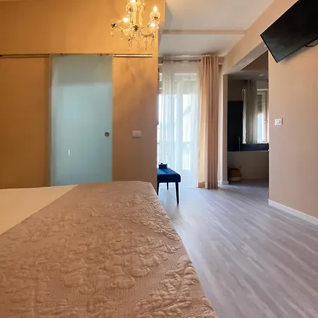 In Pieno Centro A Διαμέρισμα *